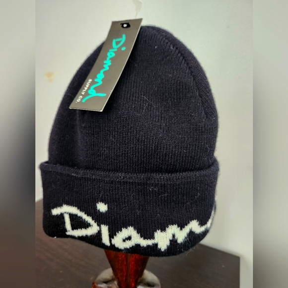 Diamond Toque/Hat - Picture 1 of 5